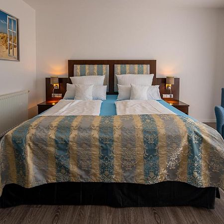 Hotel Nordstern Нойхарлингерзийл Екстериор снимка