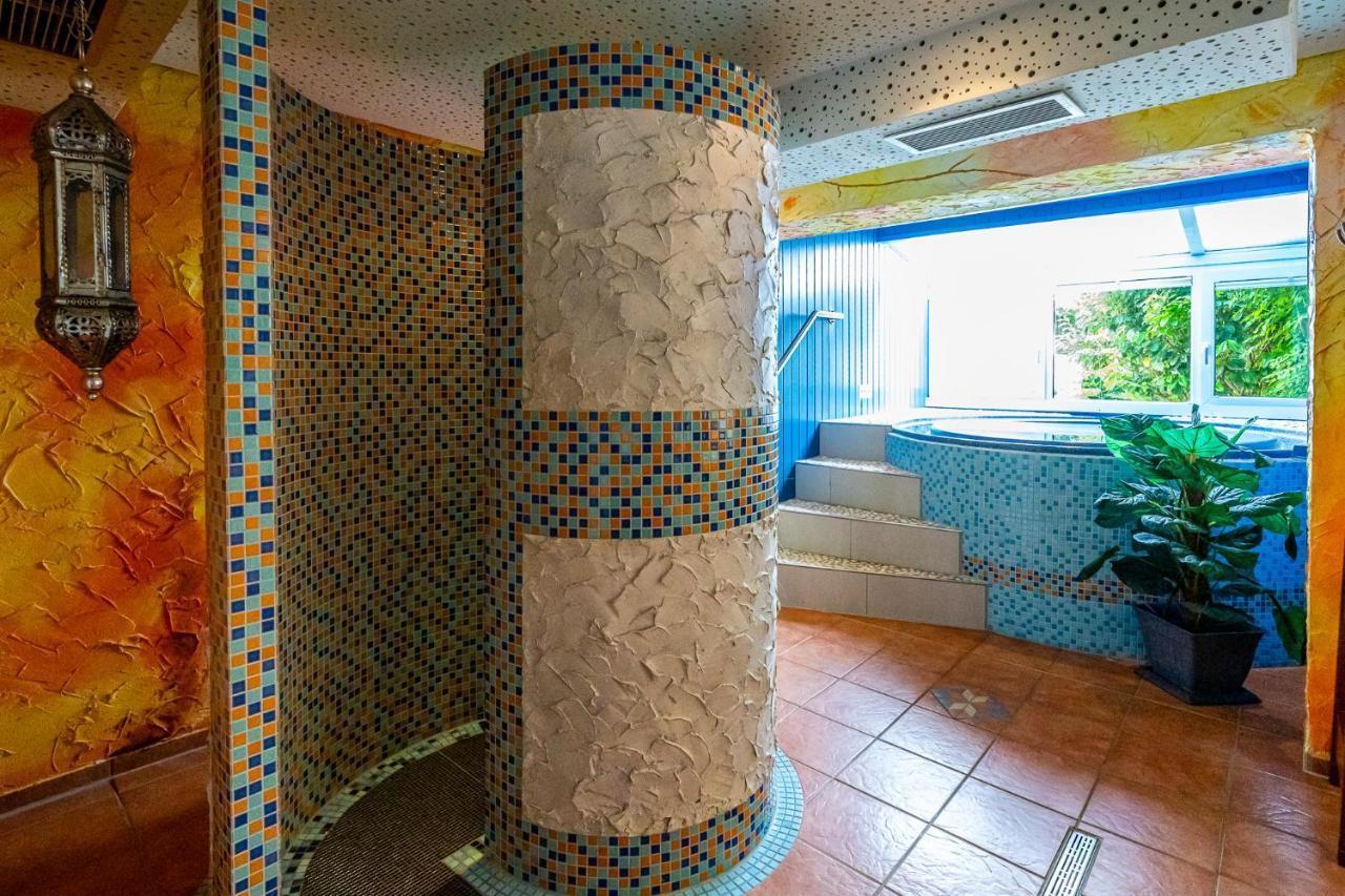 Hotel Nordstern Нойхарлингерзийл Екстериор снимка