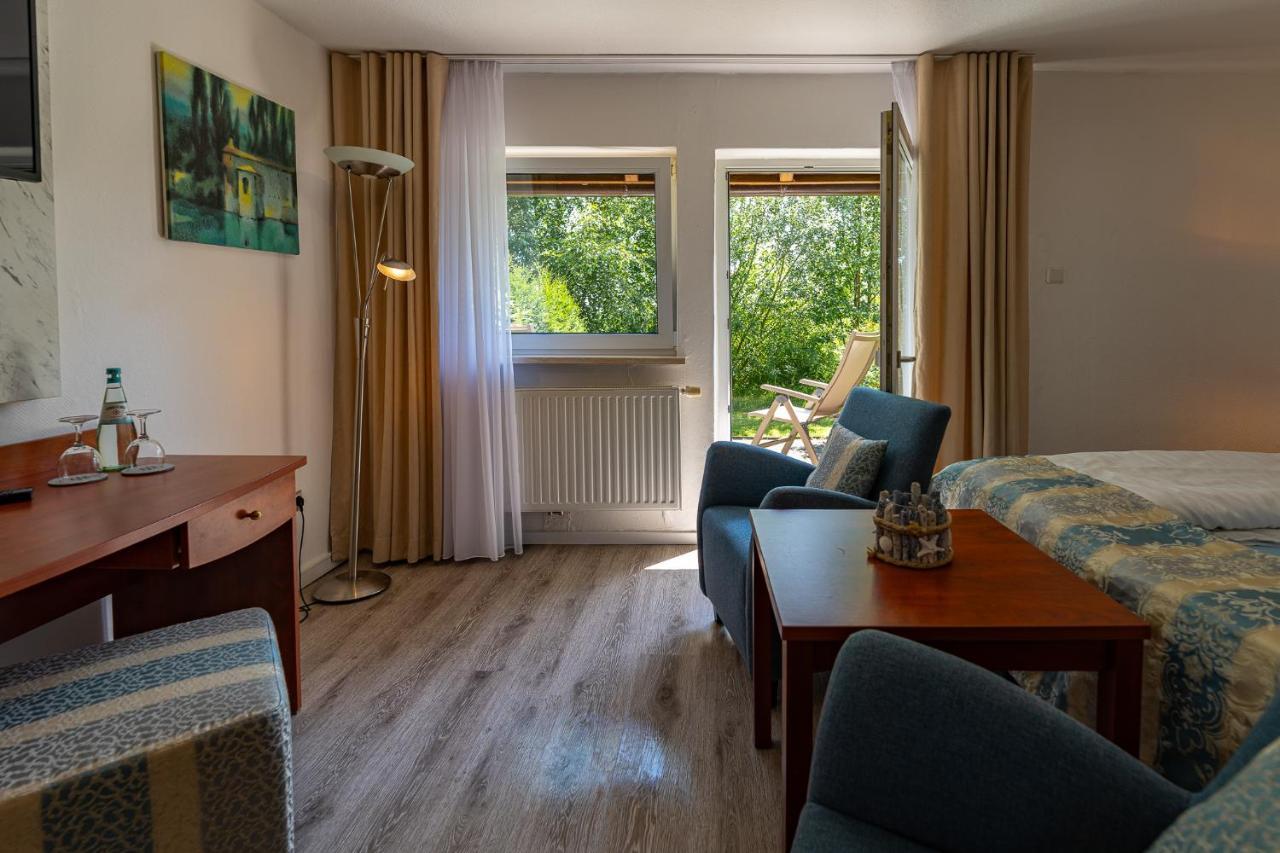 Hotel Nordstern Нойхарлингерзийл Екстериор снимка