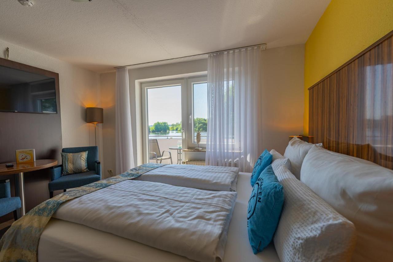 Hotel Nordstern Нойхарлингерзийл Екстериор снимка