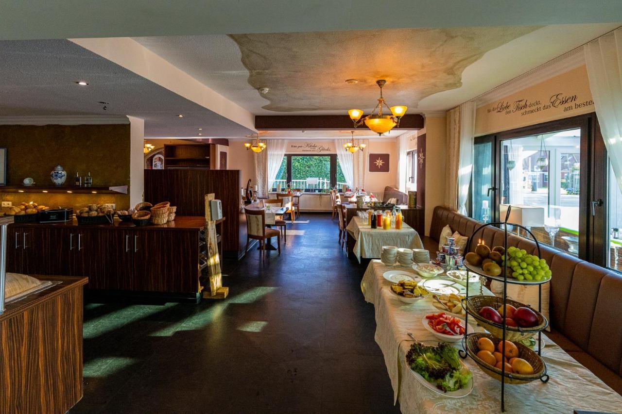 Hotel Nordstern Нойхарлингерзийл Екстериор снимка